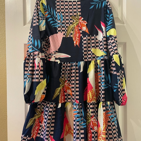 Women Tunic, V Neck Loose Flowy Swing Shift dress - Picture 3 of 4